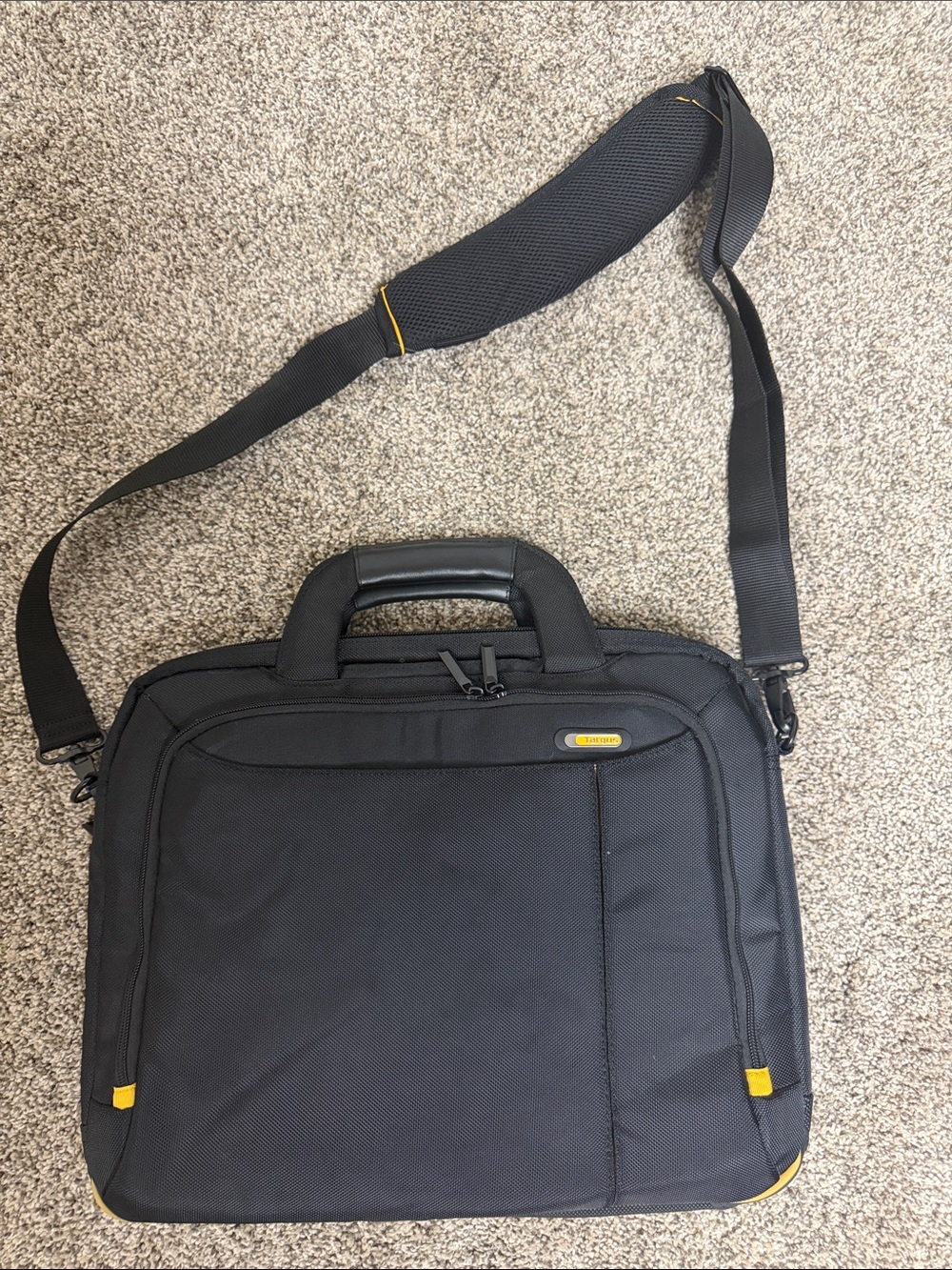 Targus Black Laptop Briefcase with Yellow Trim